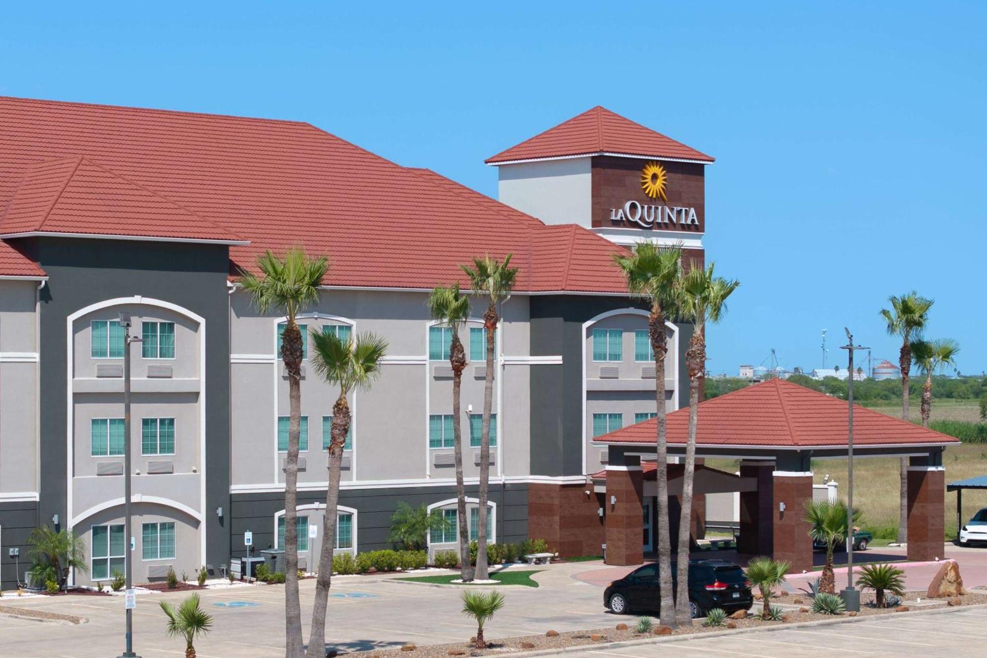 La Quinta Inn Suites By Wyndham Raymondville Harlingen Exterior foto