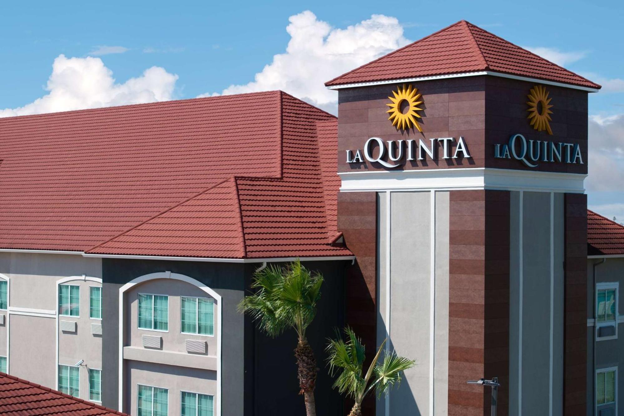 La Quinta Inn Suites By Wyndham Raymondville Harlingen Exterior foto